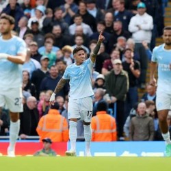 Enzo Fernández heeft het openingsdoelpunt gescoord tegen Manchester City Enzo Fernández heeft het openingsdoelpunt gescoord tegen Manchester City